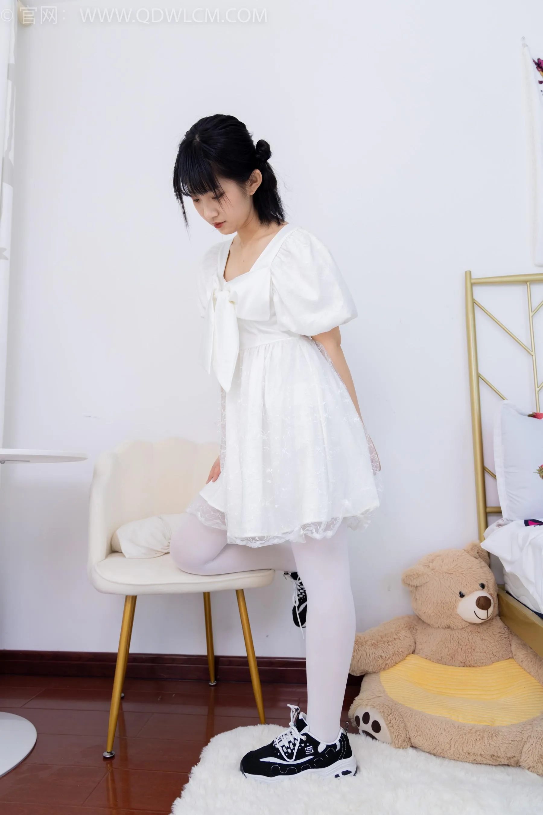 物恋传媒 NO.1581 暗月-纯白茉莉 [151P]插图2